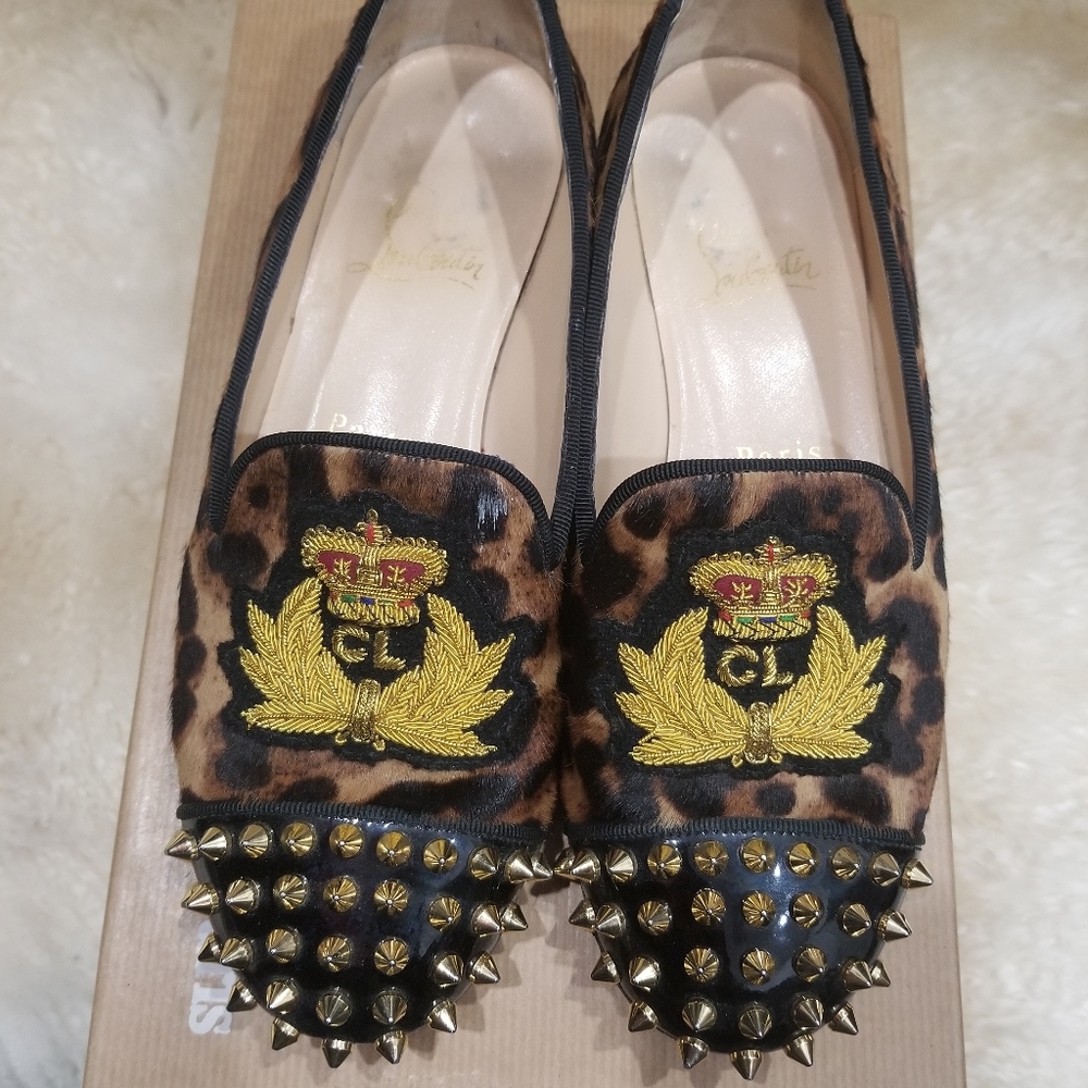 Christian Louboutin Flats, size US 5